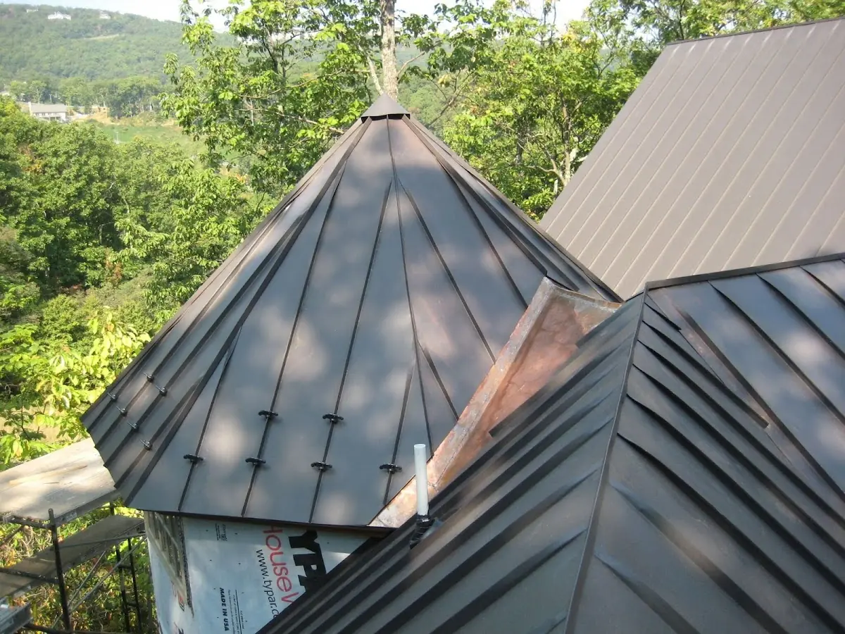 Professional Roof Tarp Installation by Craftsman Roofing in Parkhill